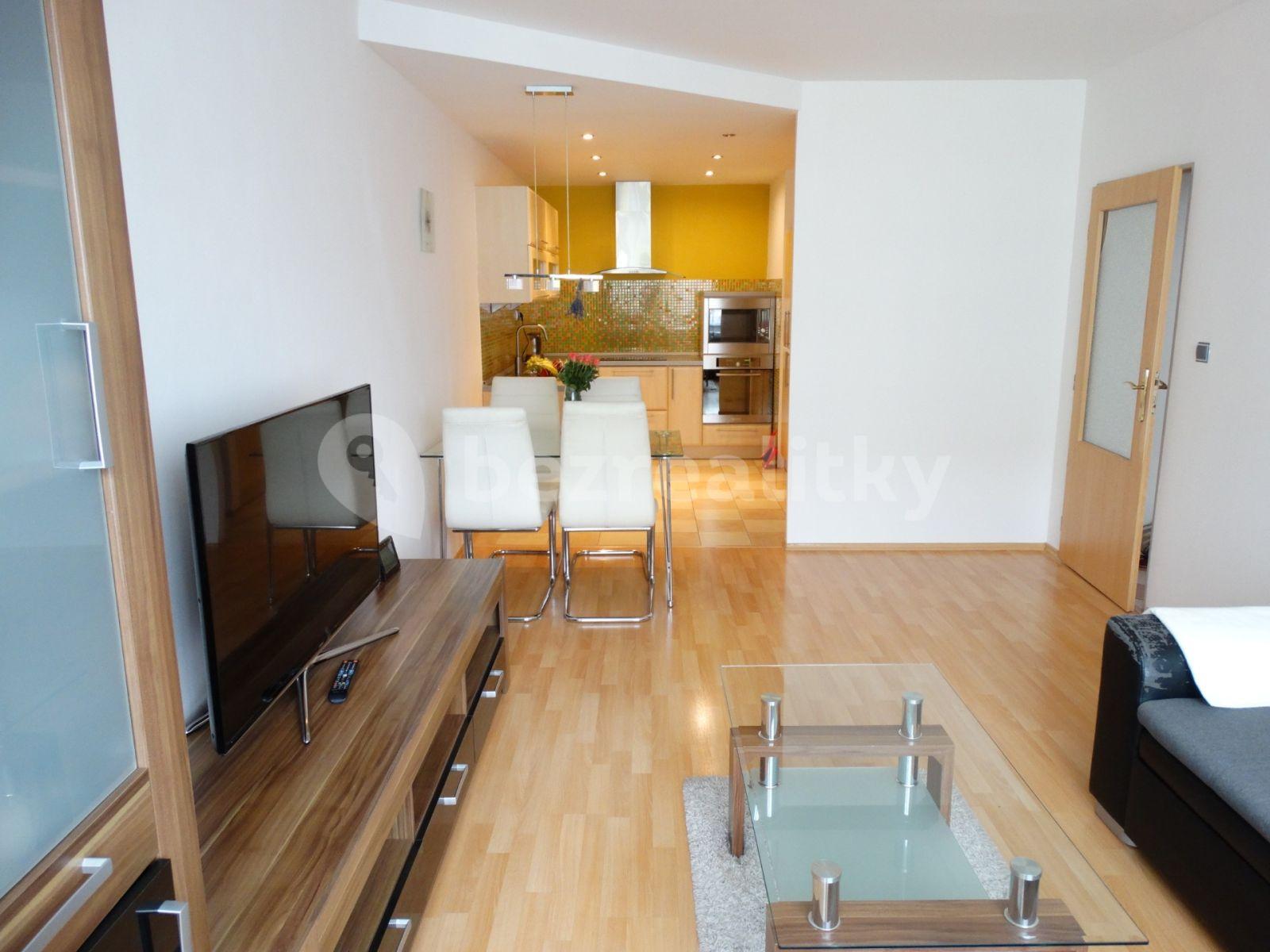 2 bedroom with open-plan kitchen flat to rent, 64 m², Kpt. Stránského, Prague, Prague