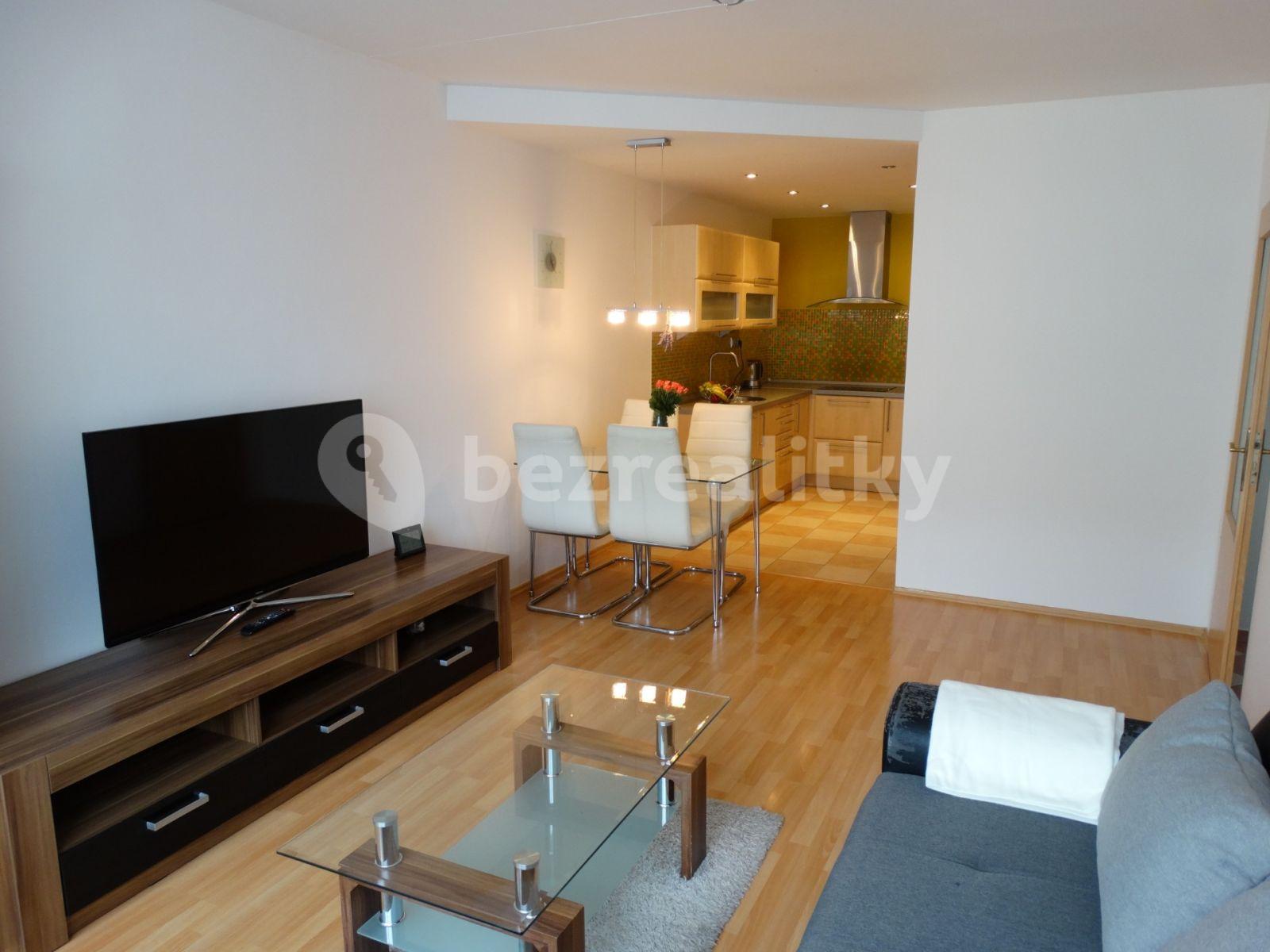 2 bedroom with open-plan kitchen flat to rent, 64 m², Kpt. Stránského, Prague, Prague