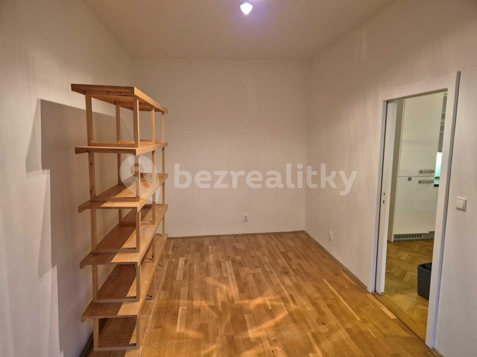 2 bedroom with open-plan kitchen flat to rent, 75 m², U Družstva Život, Prague, Prague