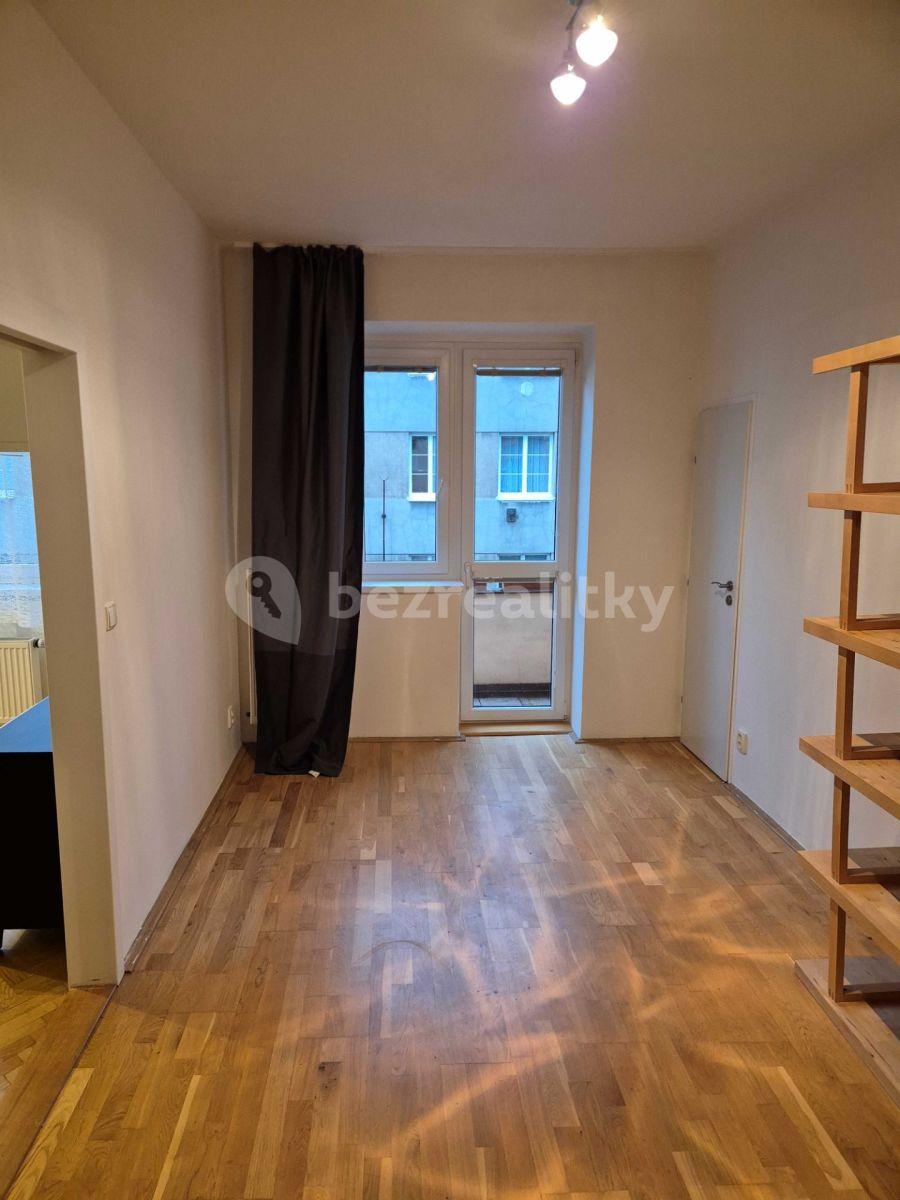 2 bedroom with open-plan kitchen flat to rent, 75 m², U Družstva Život, Prague, Prague