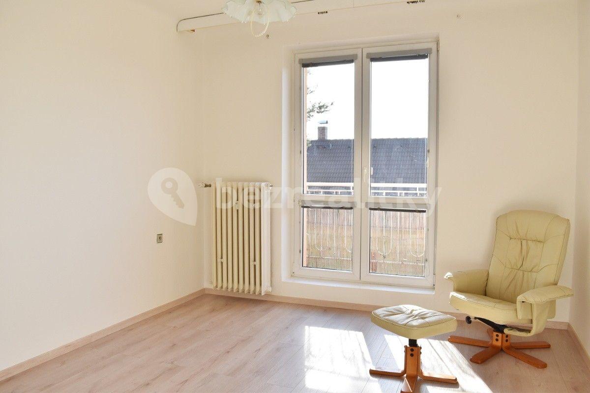 2 bedroom flat to rent, 56 m², Katusická, Prague, Prague