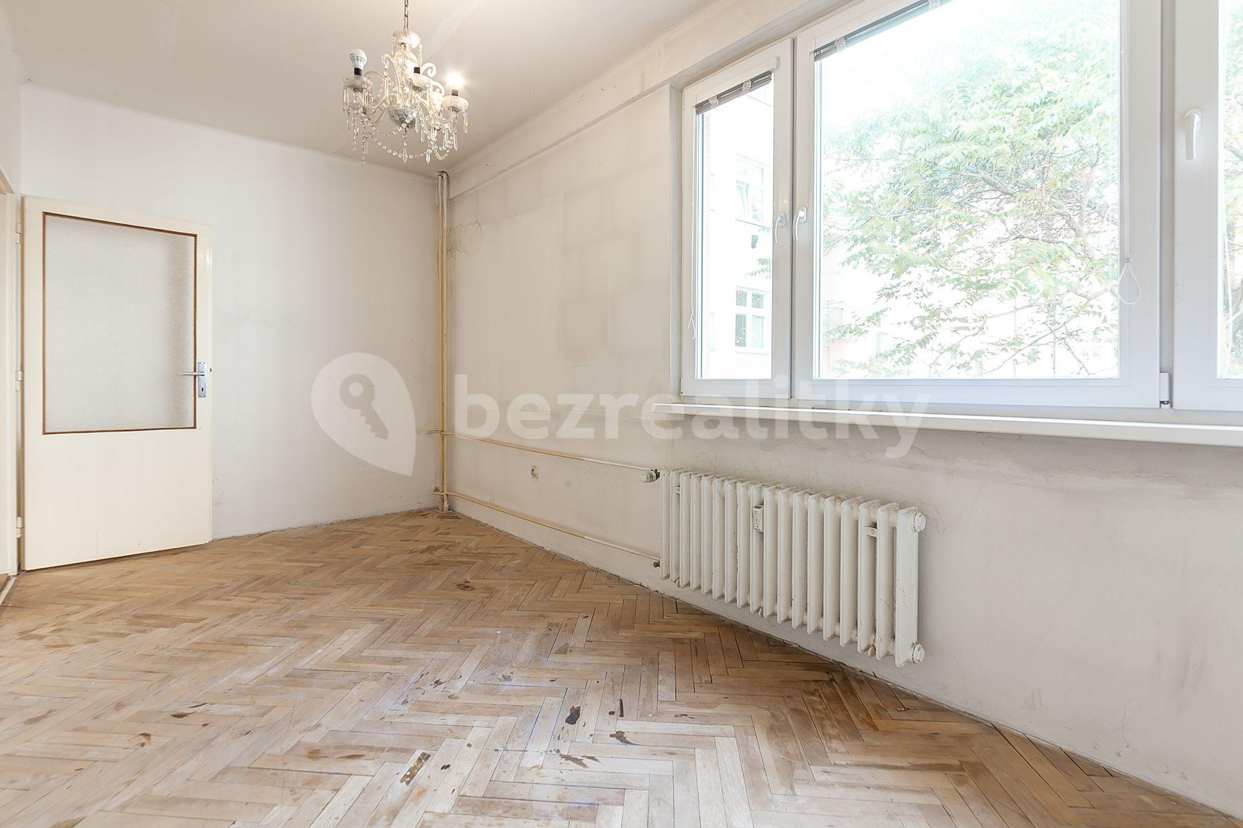 3 bedroom flat for sale, 75 m², Pod Pramenem, Prague, Prague