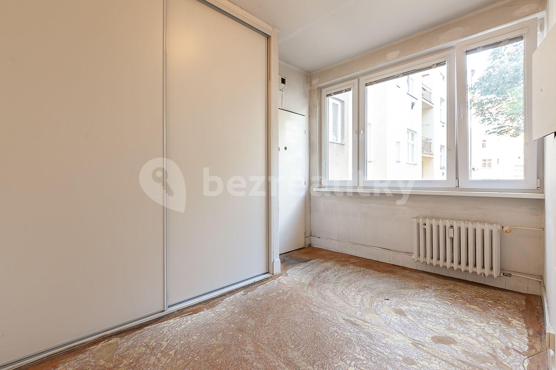 3 bedroom flat for sale, 75 m², Pod Pramenem, Prague, Prague