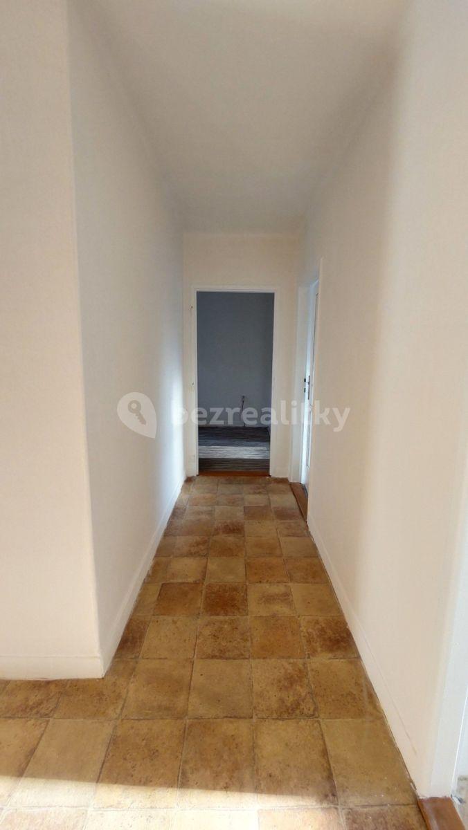 3 bedroom flat for sale, 77 m², Nedbalova, Ostrava, Moravskoslezský Region