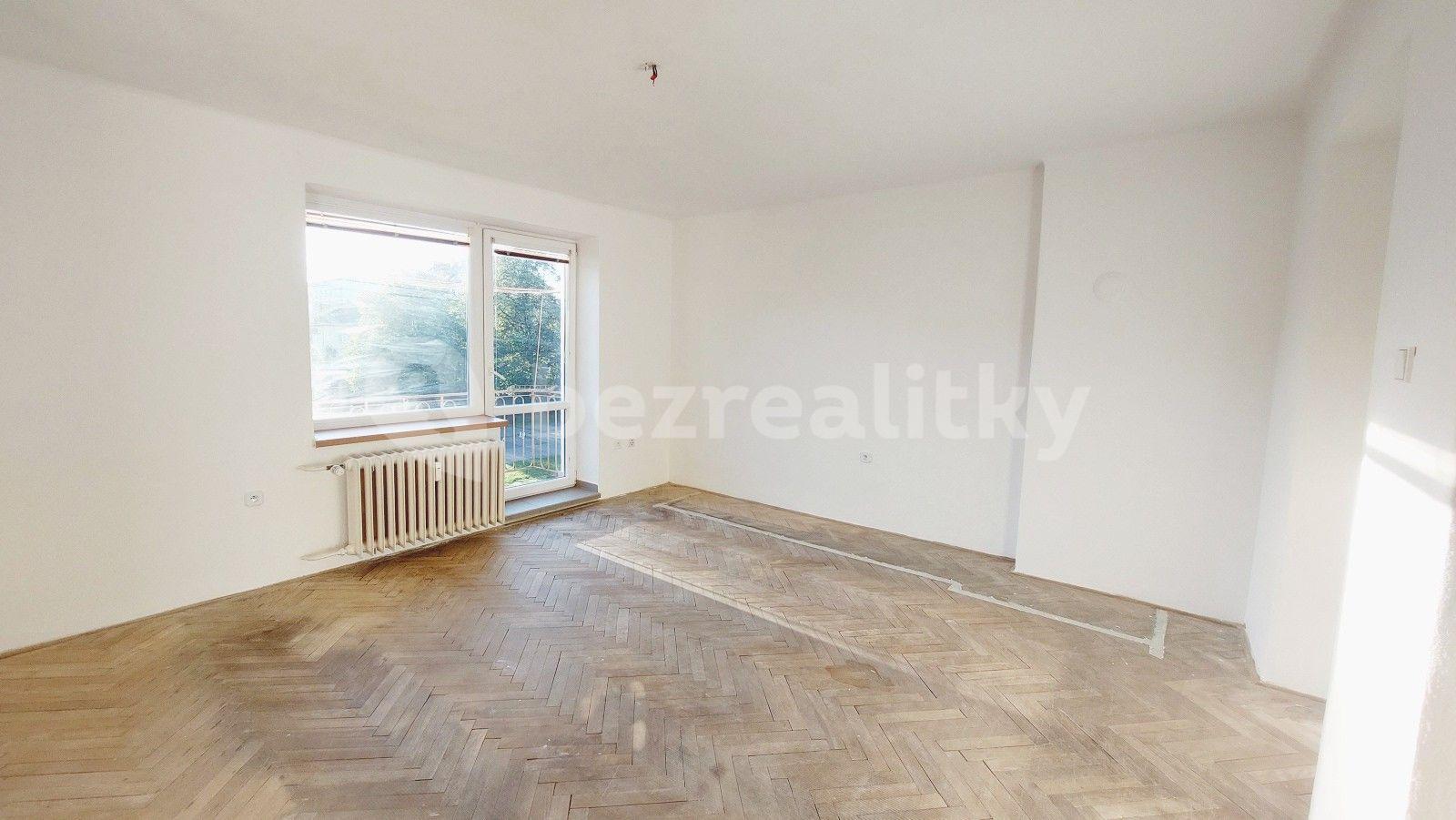 3 bedroom flat for sale, 77 m², Nedbalova, Ostrava, Moravskoslezský Region