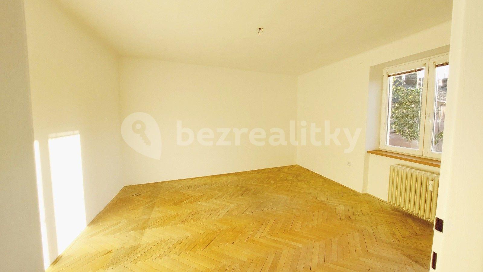 3 bedroom flat for sale, 77 m², Nedbalova, Ostrava, Moravskoslezský Region