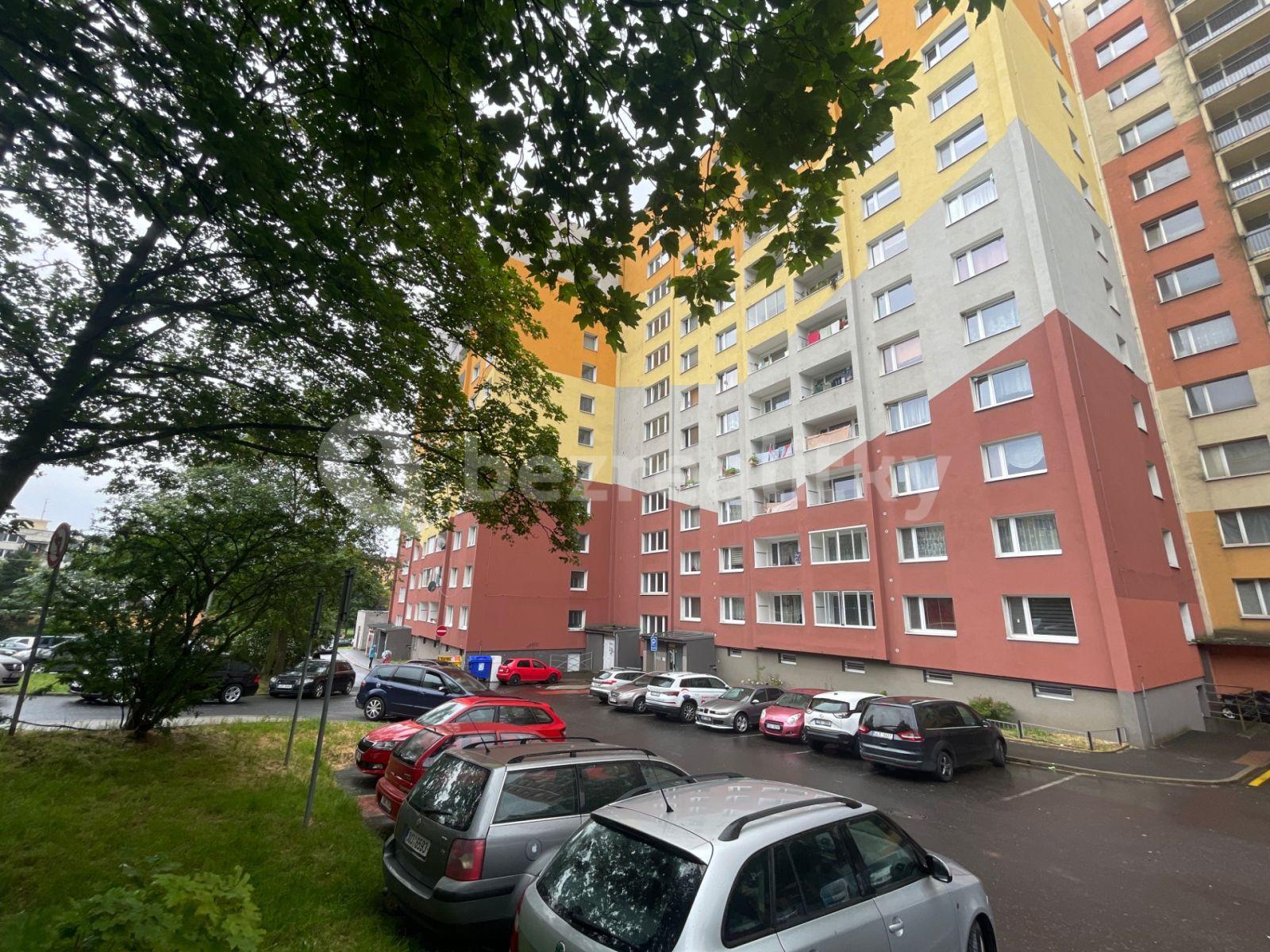 2 bedroom with open-plan kitchen flat to rent, 62 m², Dřínovská, Chomutov, Ústecký Region