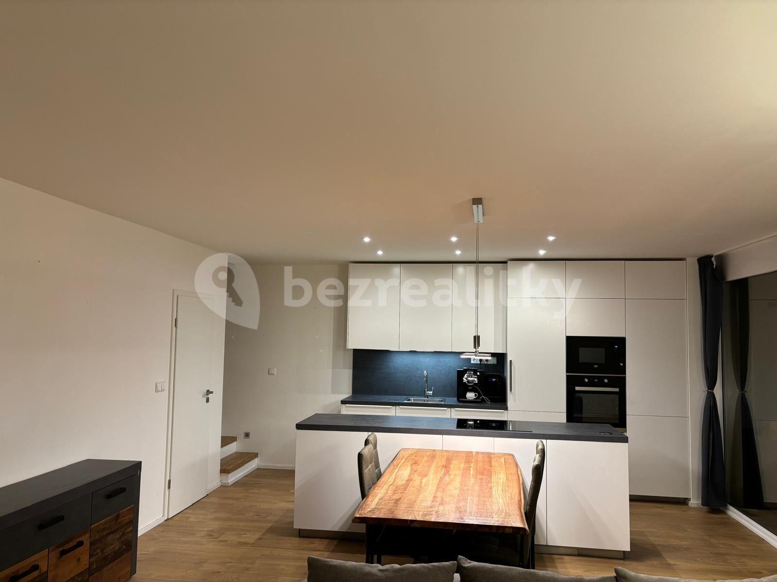 2 bedroom with open-plan kitchen flat for sale, 95 m², Mileny Hážové, Mladá Boleslav, Středočeský Region