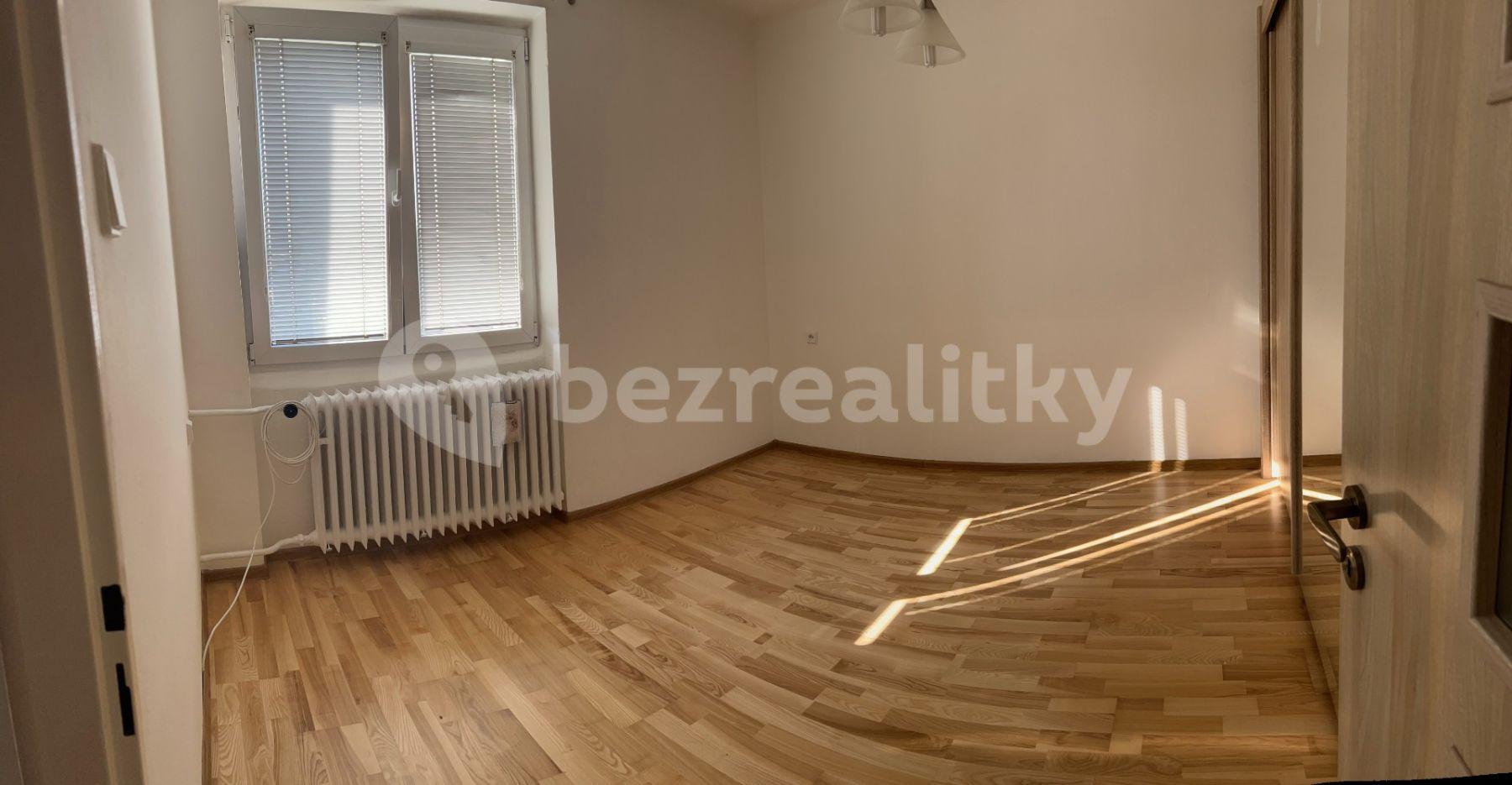 3 bedroom flat for sale, 67 m², Jabkenice, Středočeský Region