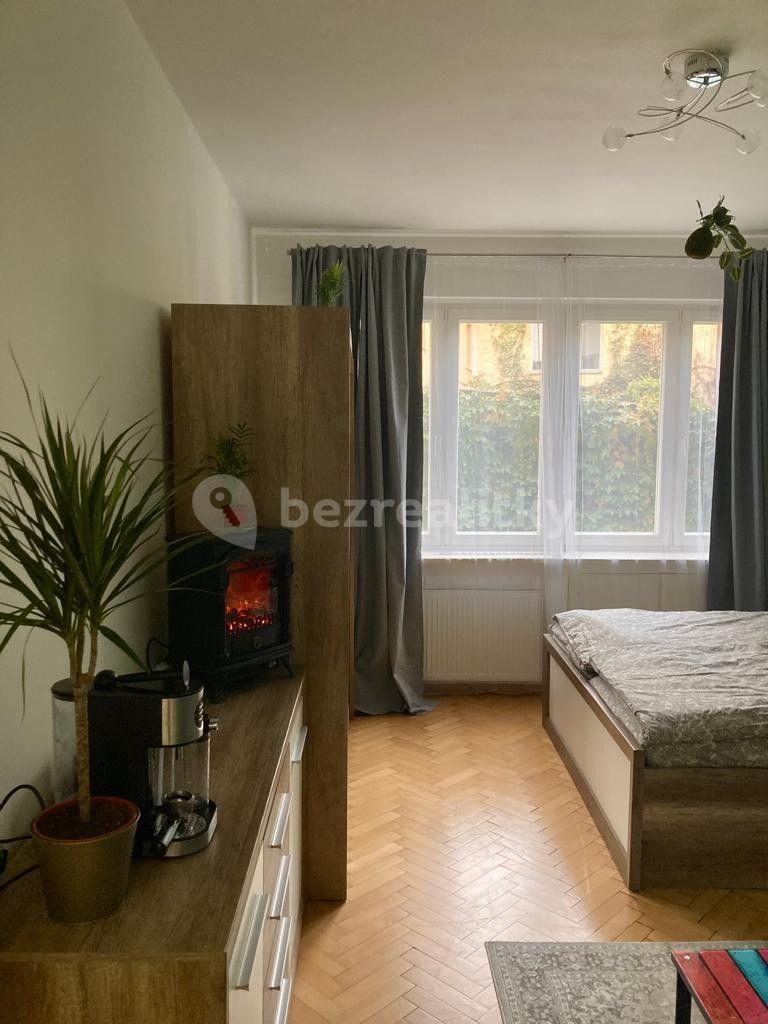 Studio flat to rent, 30 m², Bartolomějská, Prague, Prague