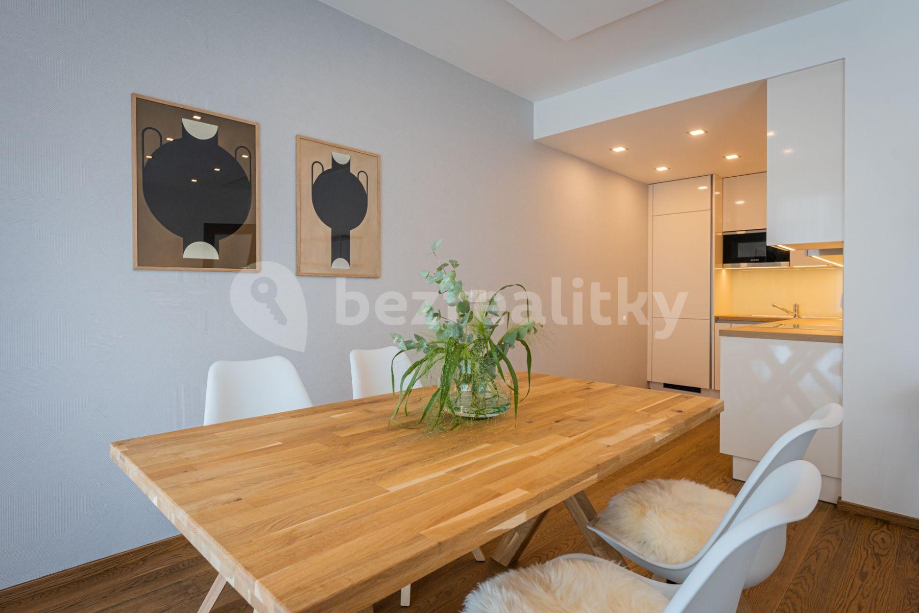 1 bedroom with open-plan kitchen flat for sale, 57 m², Čumpelíkova, Prague, Prague