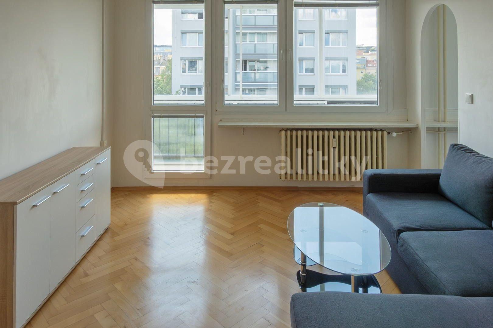 Studio flat to rent, 34 m², Na Úlehli, Prague, Prague