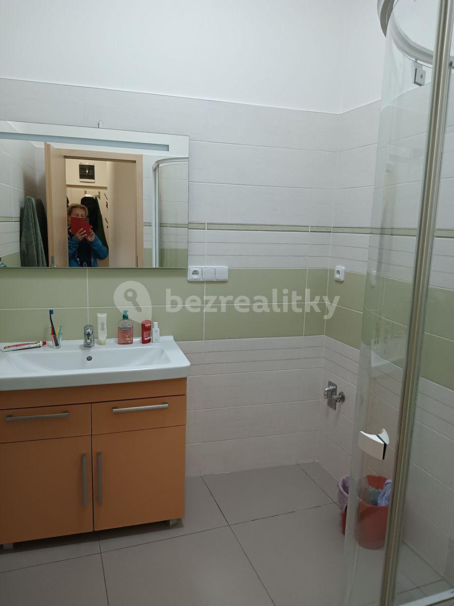 2 bedroom flat to rent, 78 m², Antonínská, Brno, Jihomoravský Region