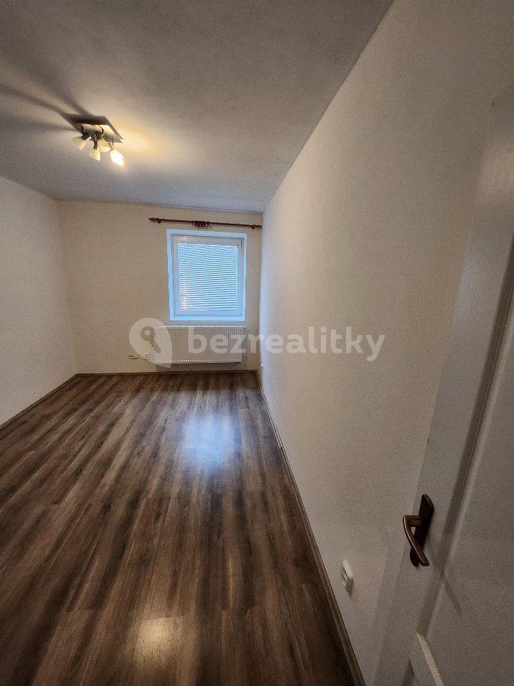 4 bedroom with open-plan kitchen flat to rent, 100 m², Libeř, Středočeský Region