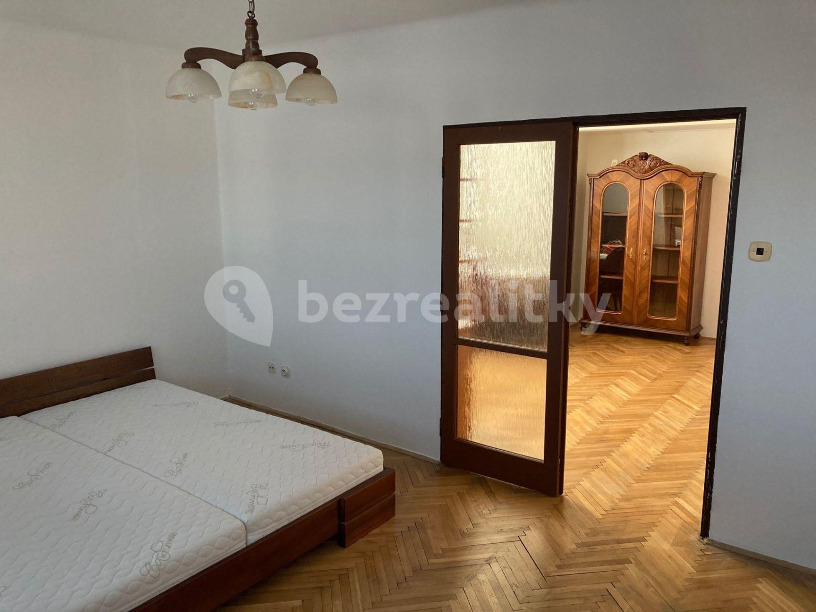 4 bedroom flat for sale, 84 m², U Krčské vodárny, Prague, Prague