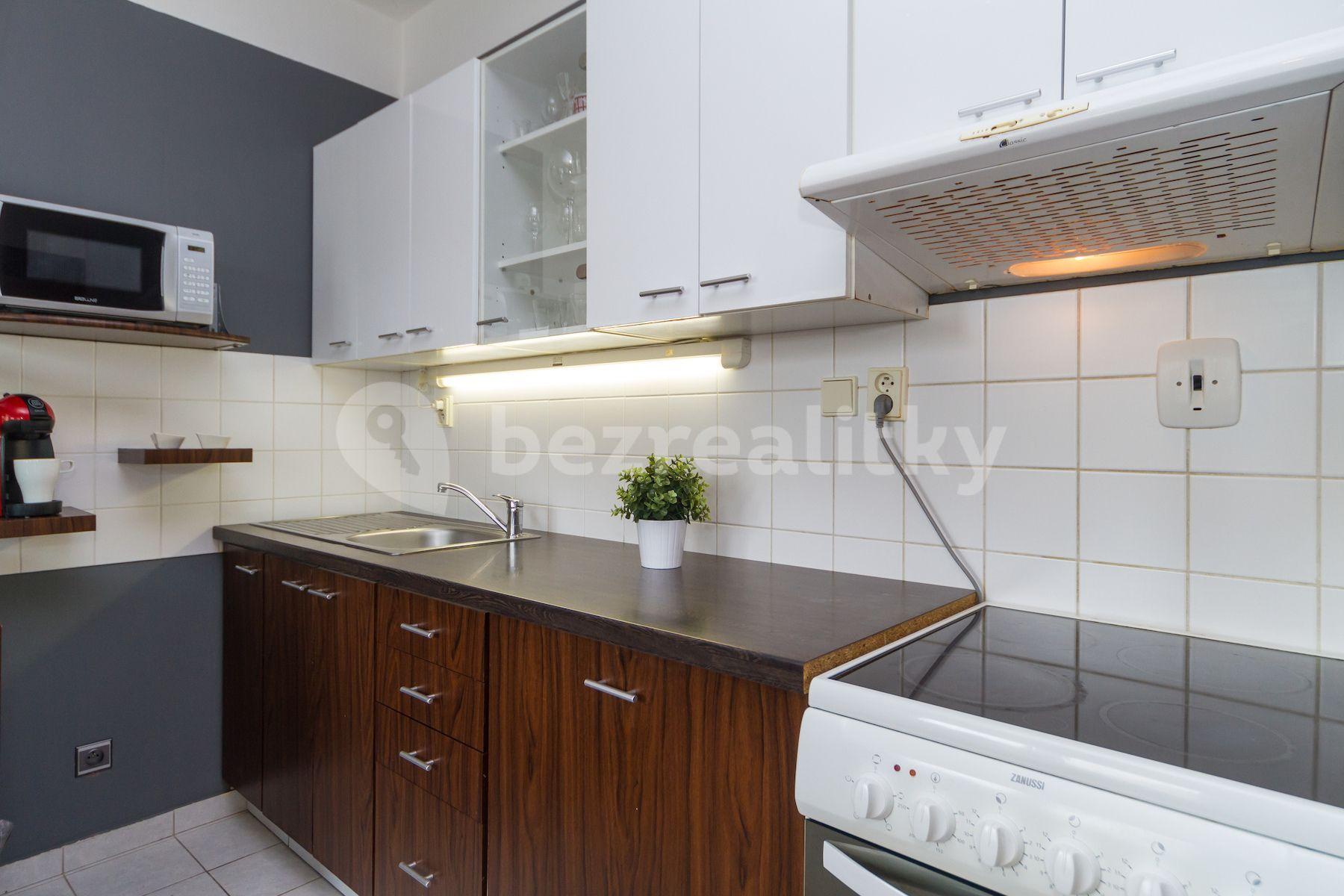 Studio flat for sale, 28 m², Modletice, Modletice, Středočeský Region