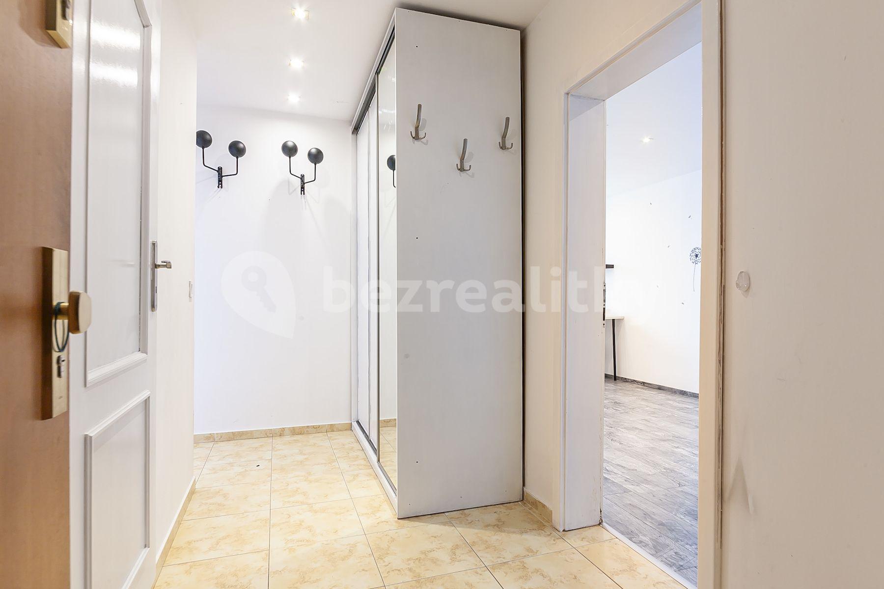 1 bedroom with open-plan kitchen flat for sale, 63 m², Malotická, Prague, Prague