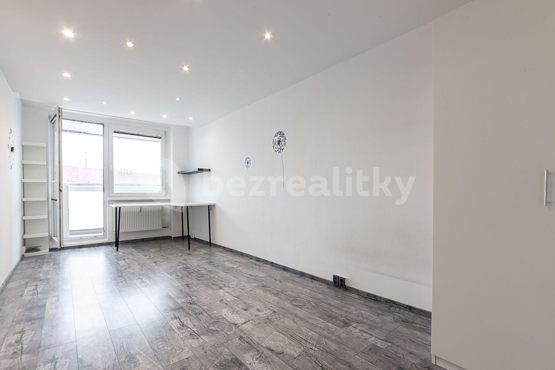 1 bedroom with open-plan kitchen flat for sale, 63 m², Malotická, Prague, Prague