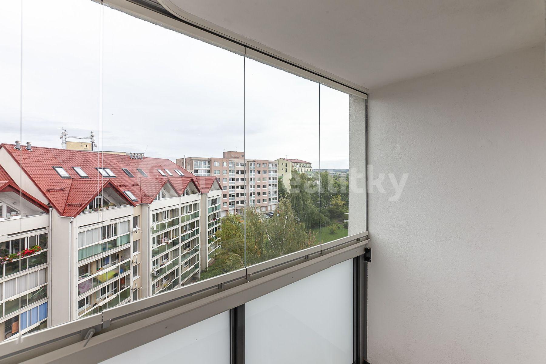 1 bedroom with open-plan kitchen flat for sale, 63 m², Malotická, Prague, Prague