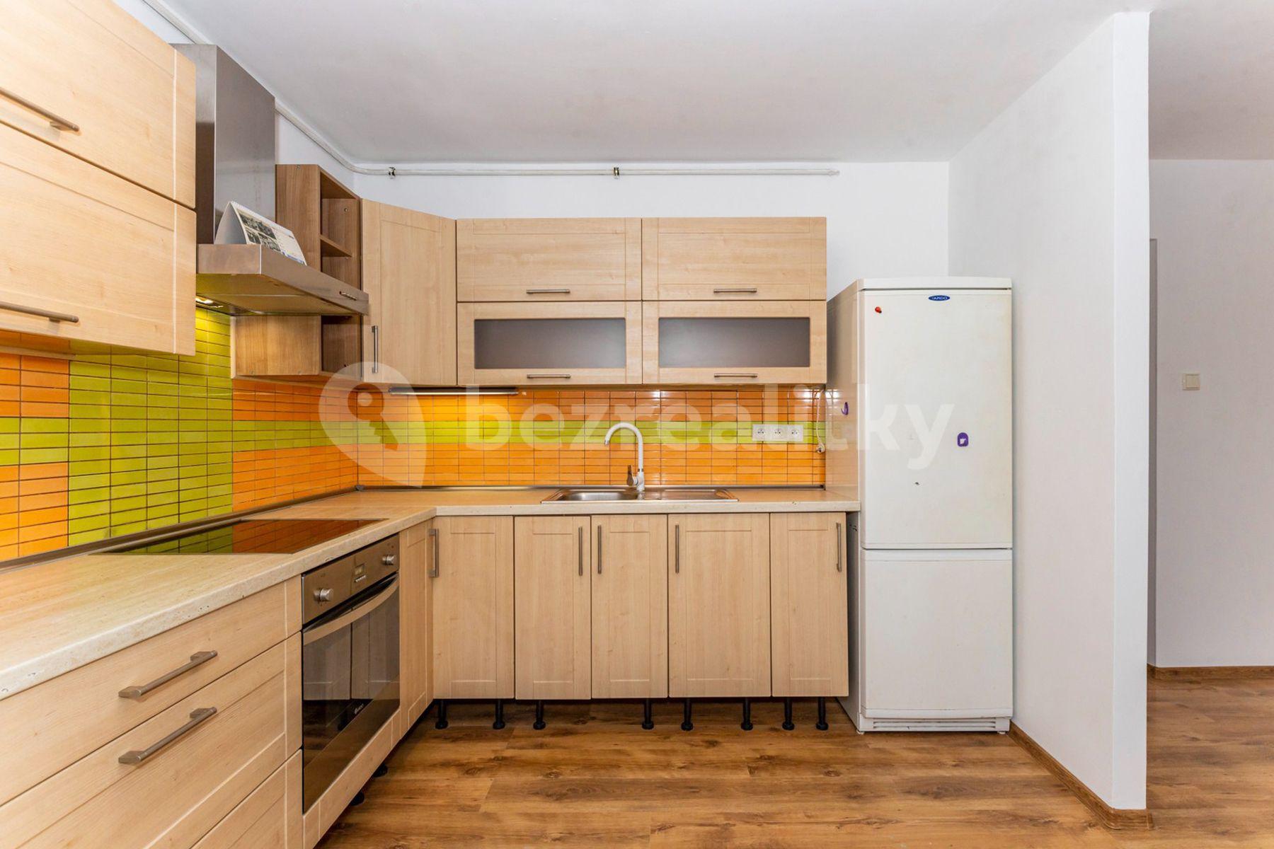 1 bedroom with open-plan kitchen flat for sale, 51 m², Jižní, Větrušice, Středočeský Region