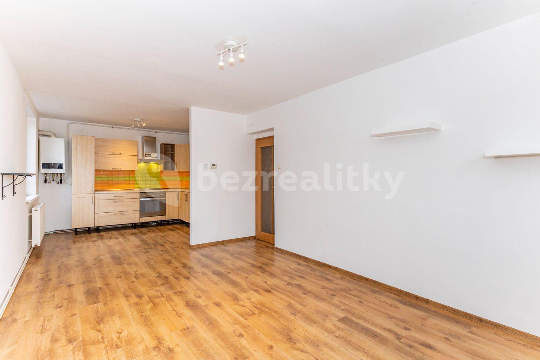 1 bedroom with open-plan kitchen flat for sale, 51 m², Jižní, Větrušice, Středočeský Region