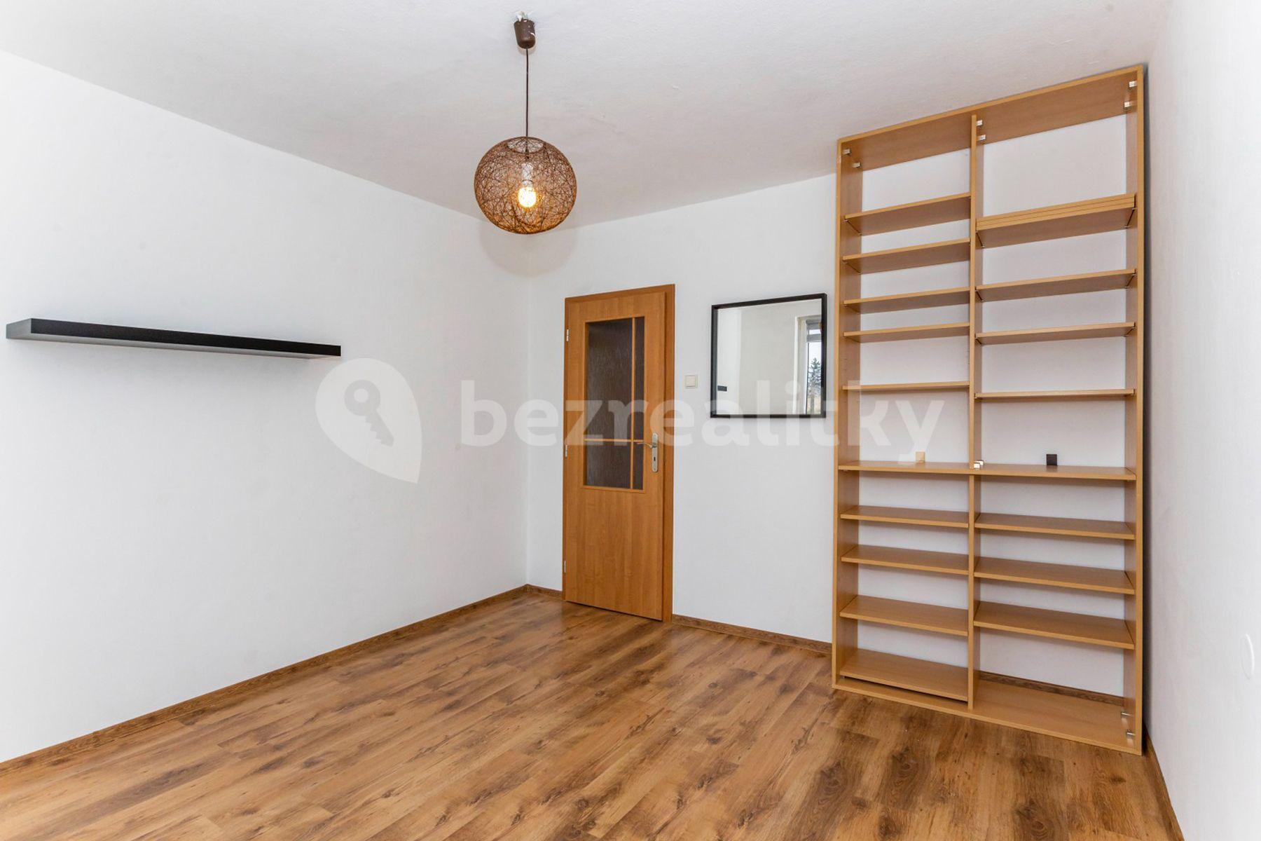 1 bedroom with open-plan kitchen flat for sale, 51 m², Jižní, Větrušice, Středočeský Region