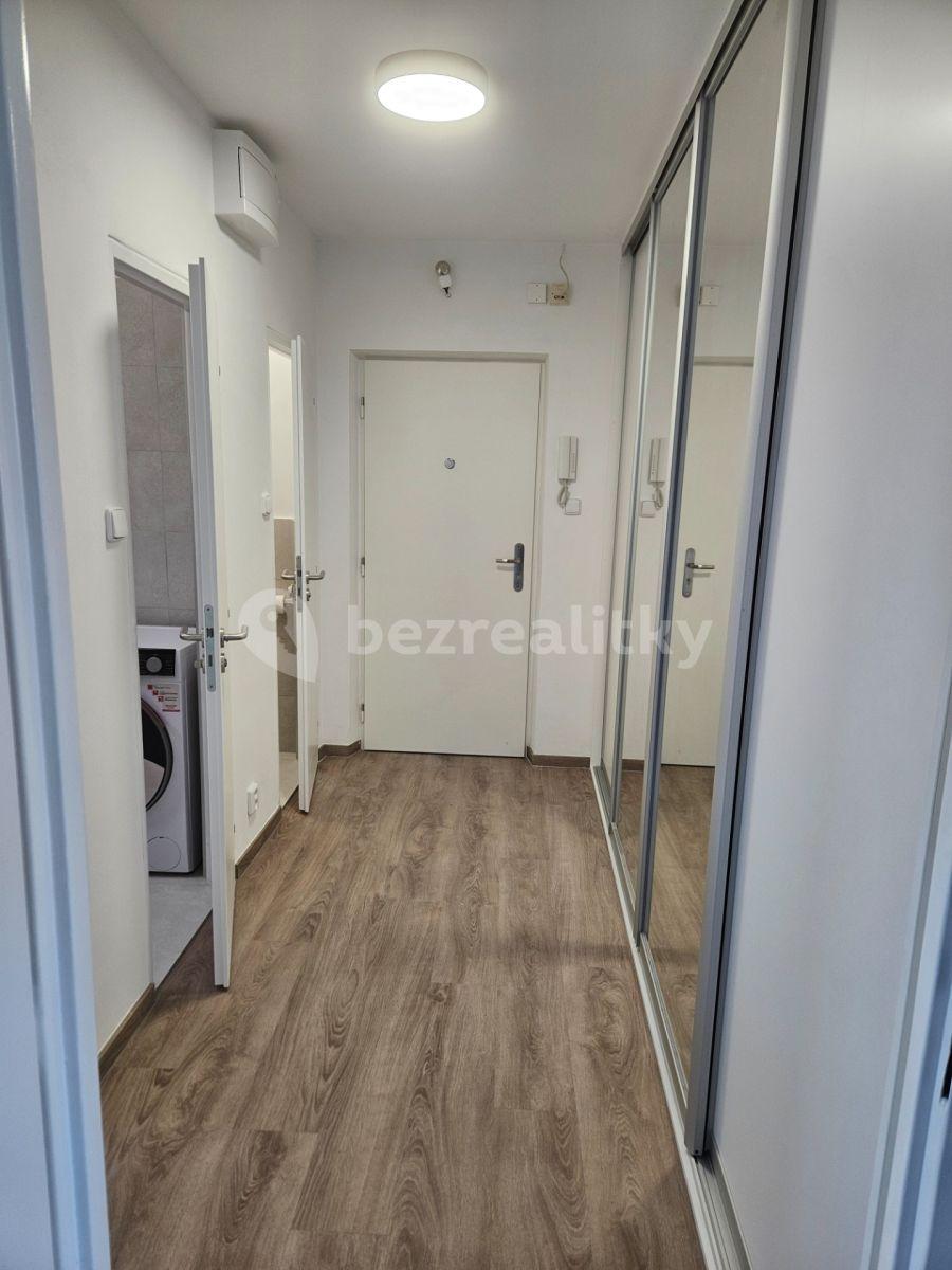 2 bedroom flat to rent, 53 m², Skřivanská, Prague, Prague