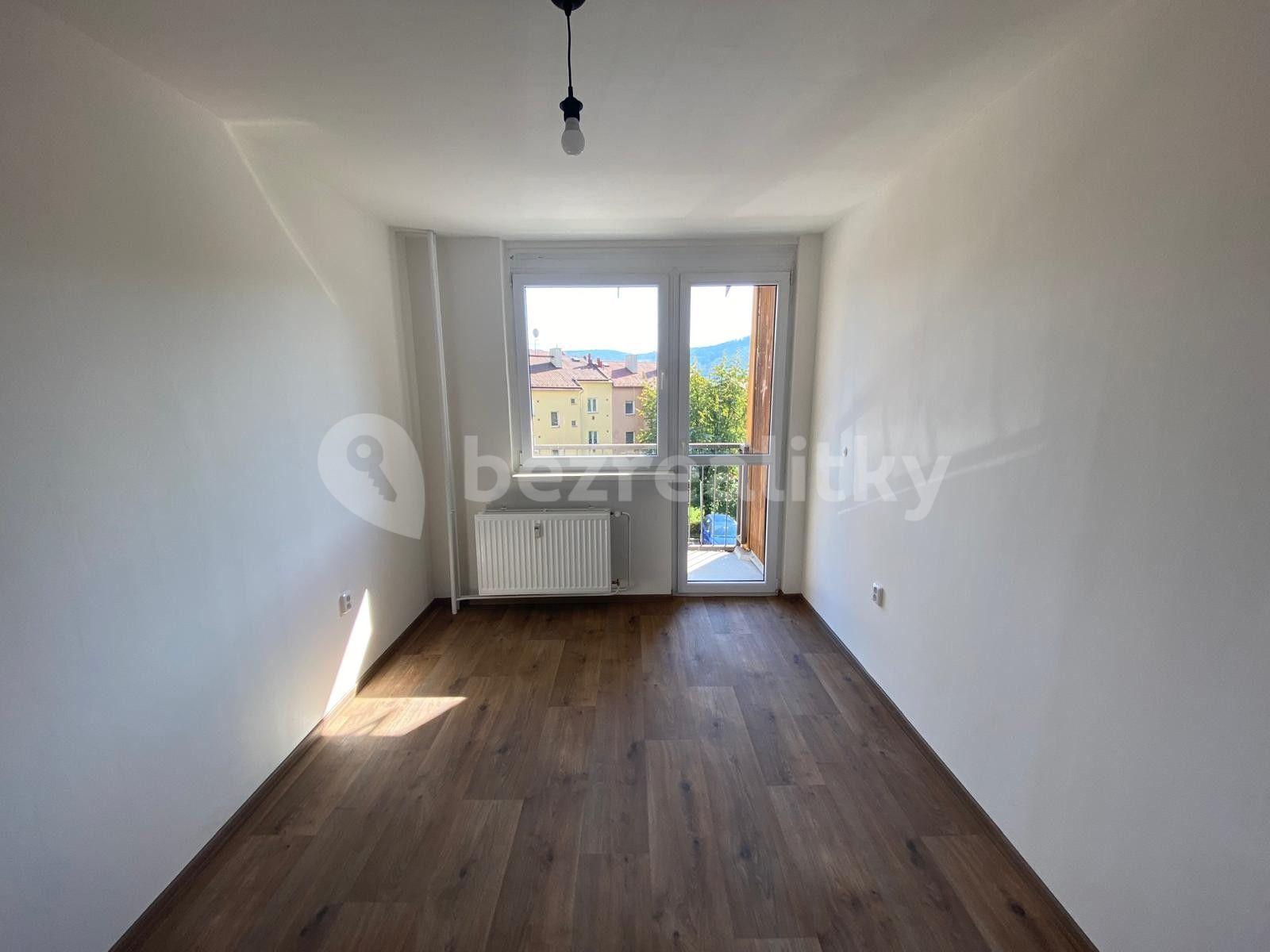 1 bedroom with open-plan kitchen flat to rent, 42 m², Dvořákova, Děčín, Ústecký Region