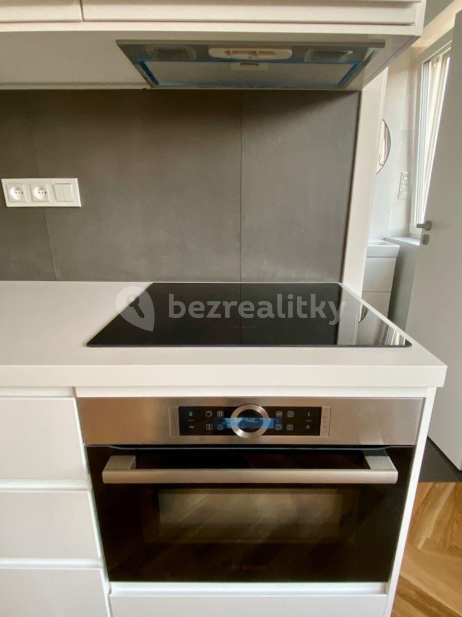 1 bedroom with open-plan kitchen flat for sale, 53 m², Jeseniova, Prague, Prague