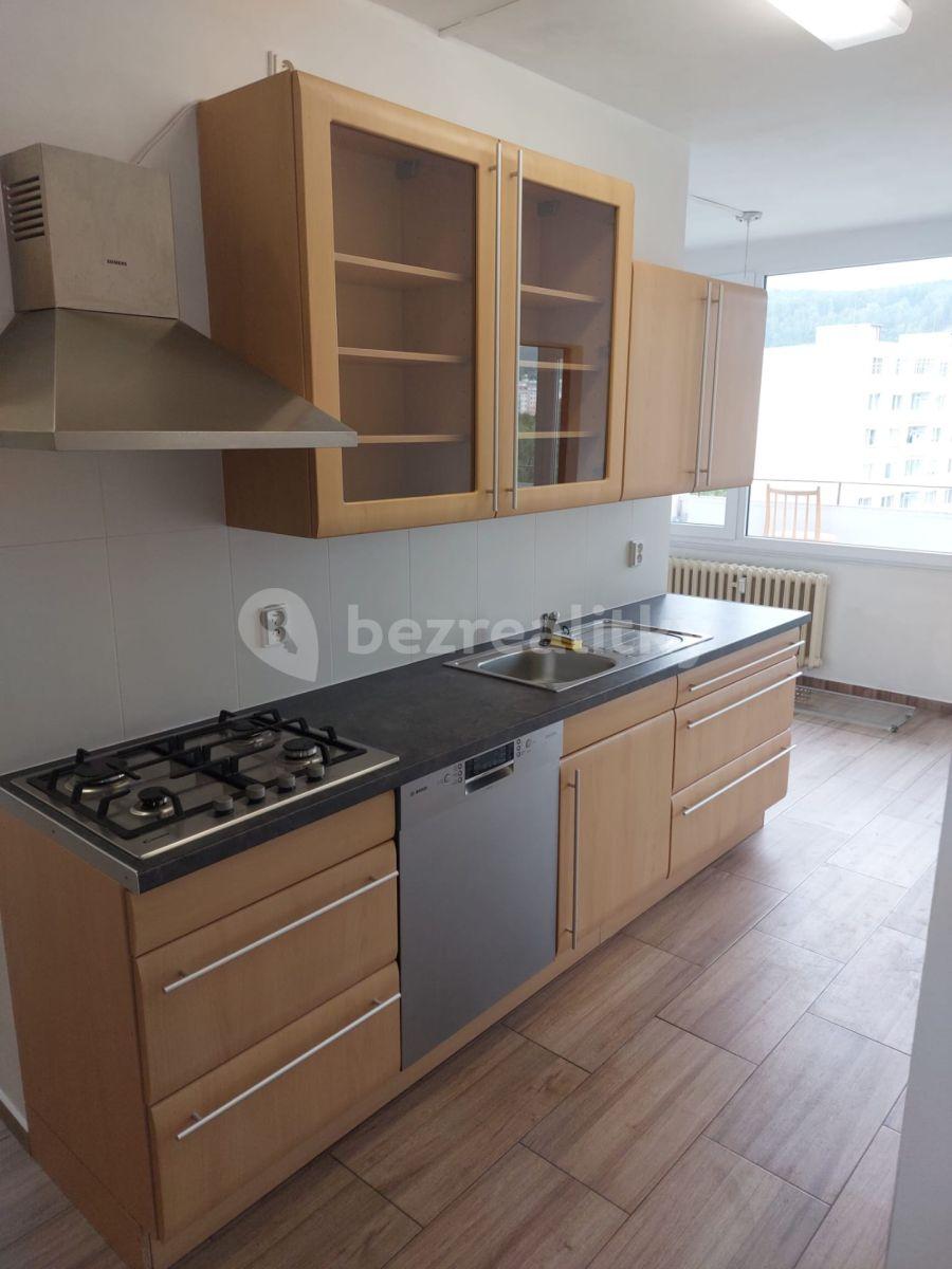 3 bedroom flat to rent, 65 m², Budovatelská, Klášterec nad Ohří, Ústecký Region