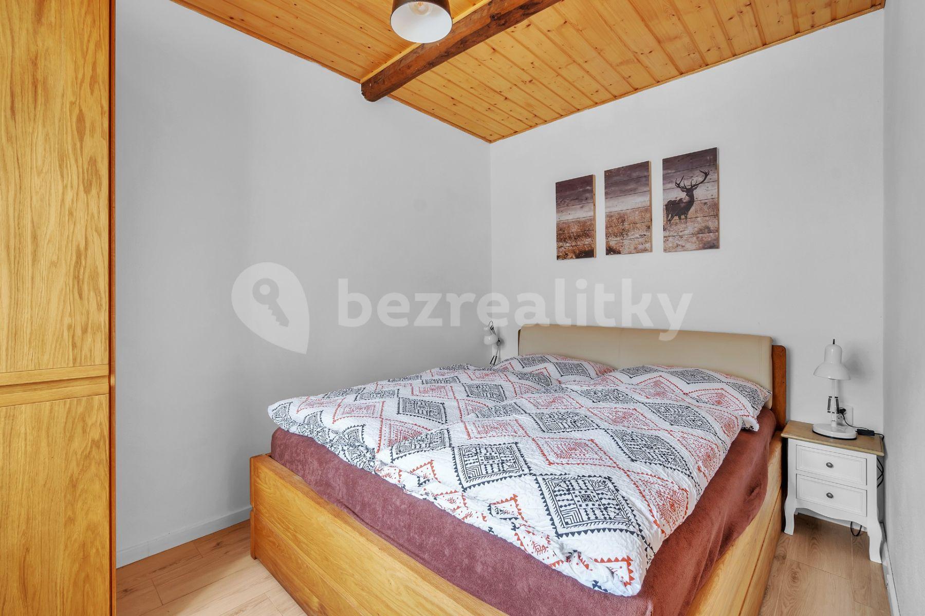 house for sale, 130 m², Cotkytle, Pardubický Region