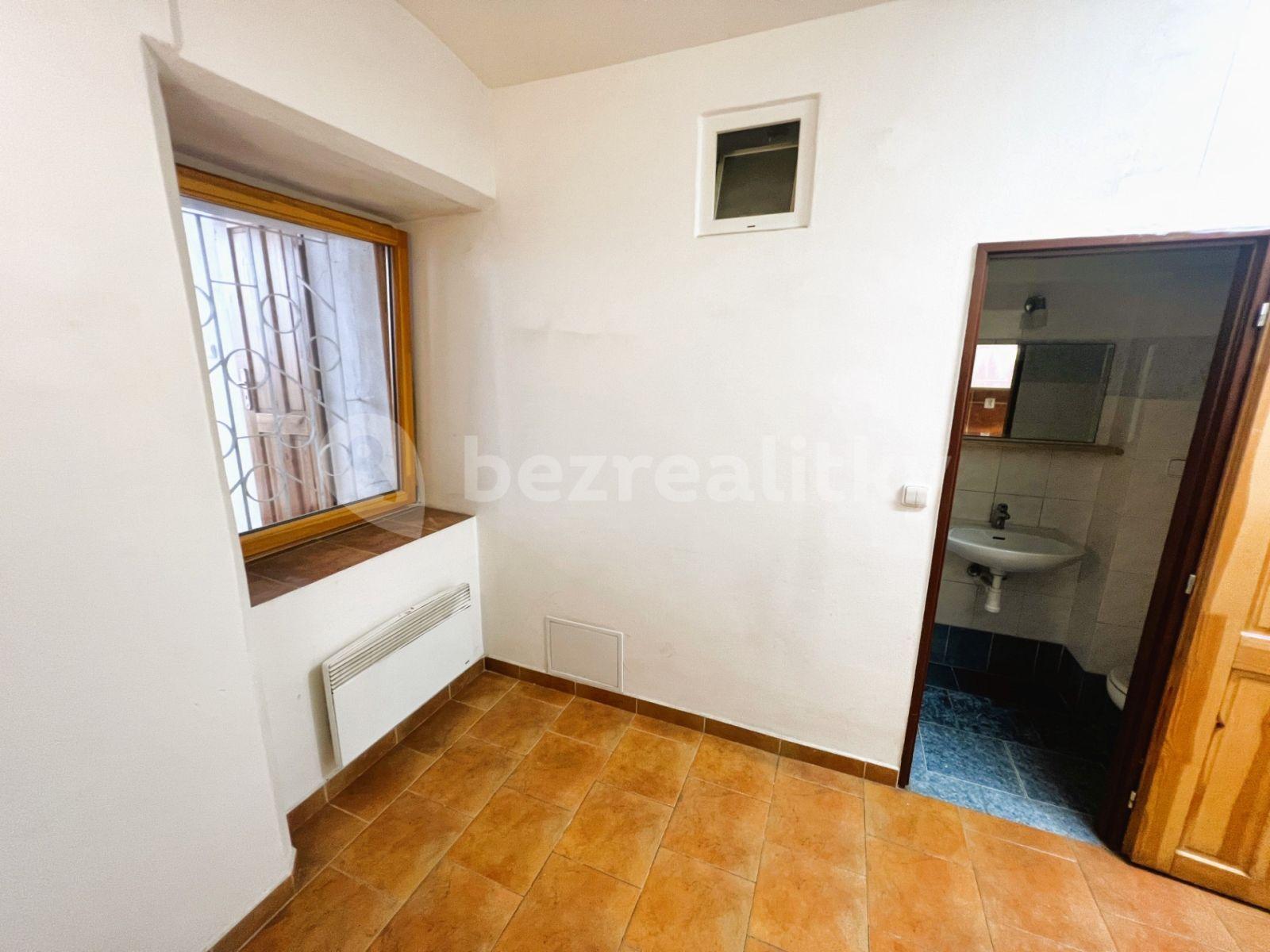 1 bedroom flat for sale, 33 m², Plzeňská, Prague, Prague