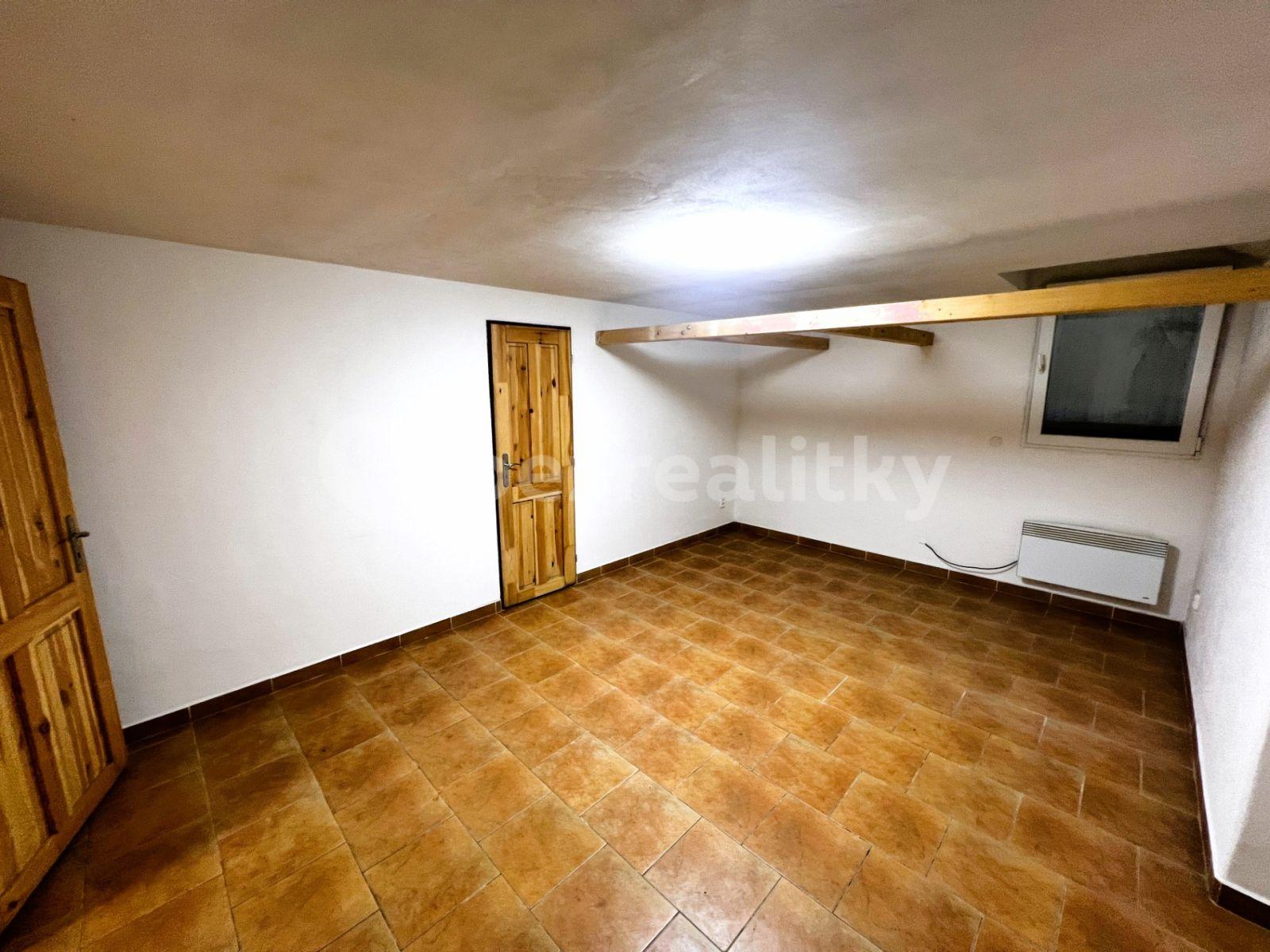 1 bedroom flat for sale, 33 m², Plzeňská, Prague, Prague