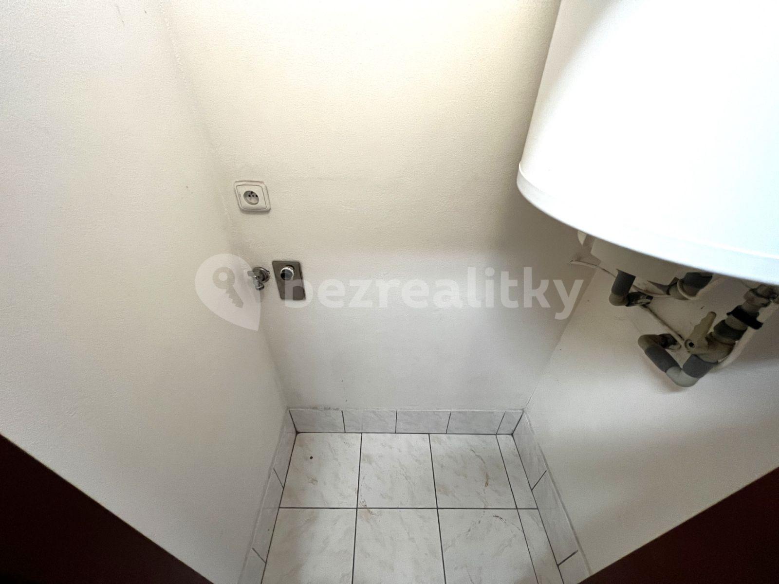 1 bedroom flat for sale, 33 m², Plzeňská, Prague, Prague