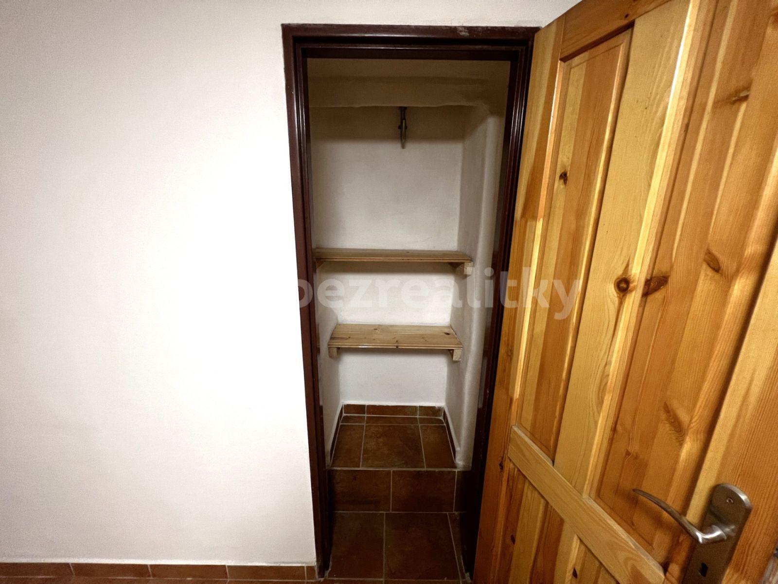 1 bedroom flat for sale, 33 m², Plzeňská, Prague, Prague