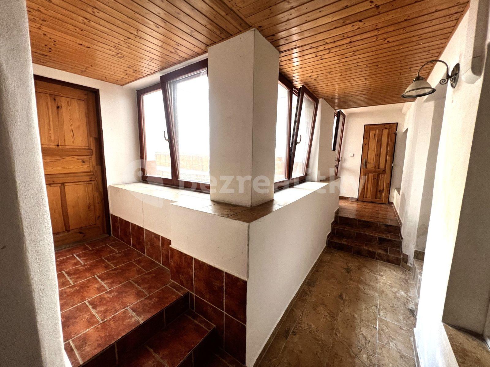 1 bedroom flat for sale, 33 m², Plzeňská, Prague, Prague