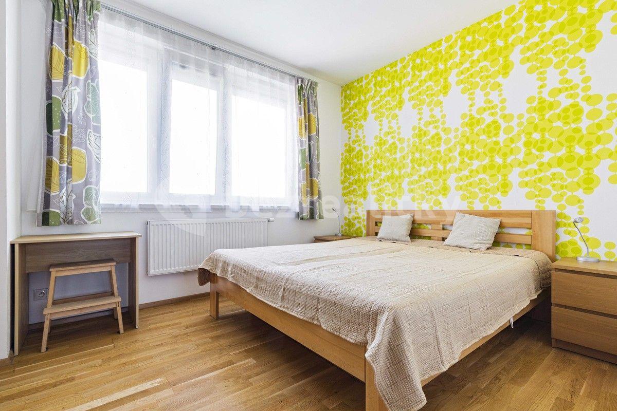 1 bedroom with open-plan kitchen flat to rent, 55 m², Freyova, Prague, Prague