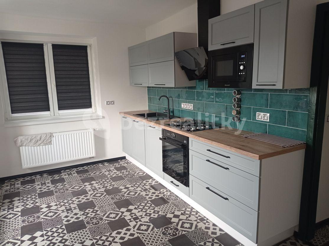 2 bedroom flat to rent, 56 m², Ostašova, Kutná Hora, Středočeský Region