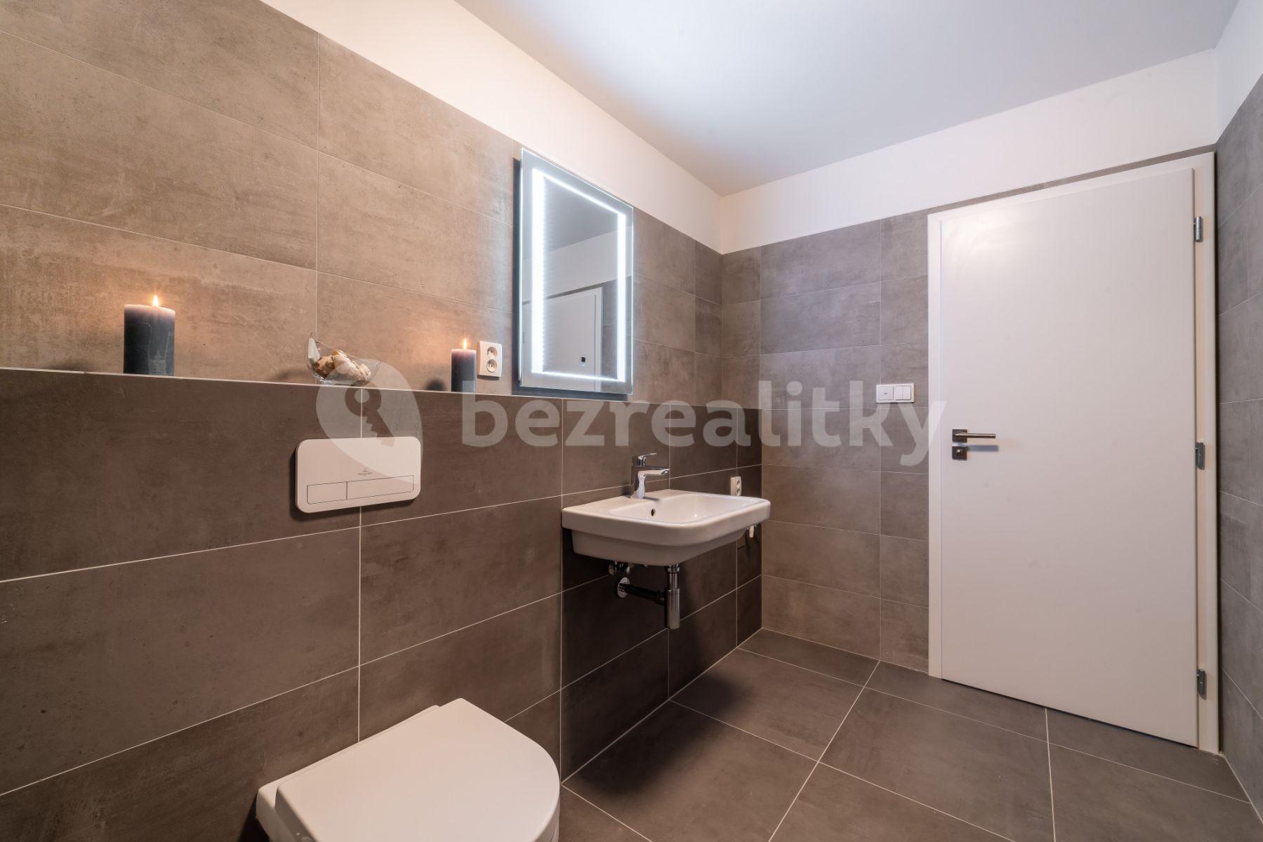 Studio flat to rent, 46 m², Kobližná, Brno, Jihomoravský Region