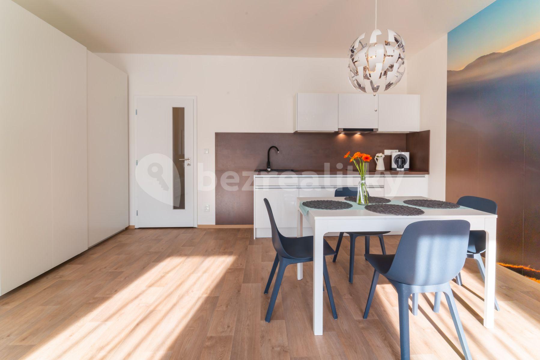 Studio flat to rent, 46 m², Kobližná, Brno, Jihomoravský Region