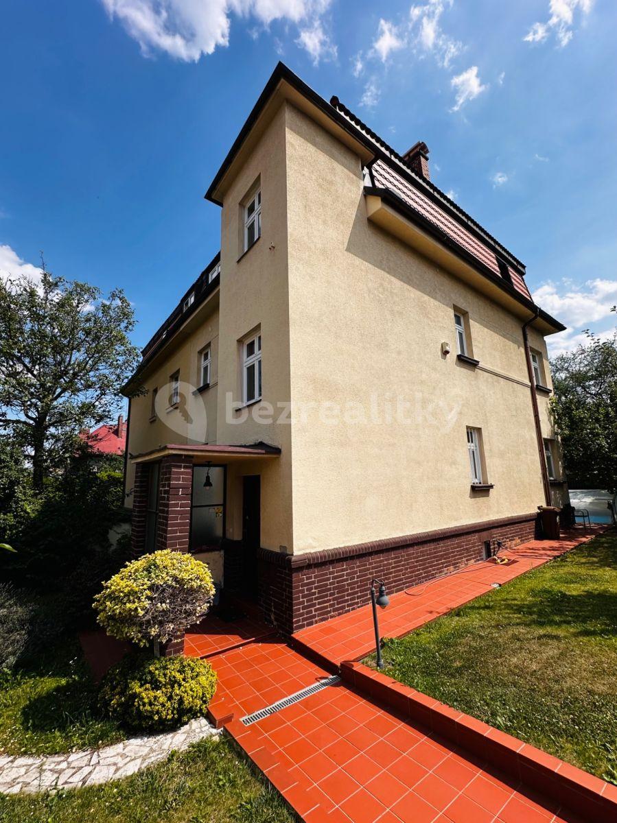 house to rent, 284 m², Na Sypčině, Prague, Prague