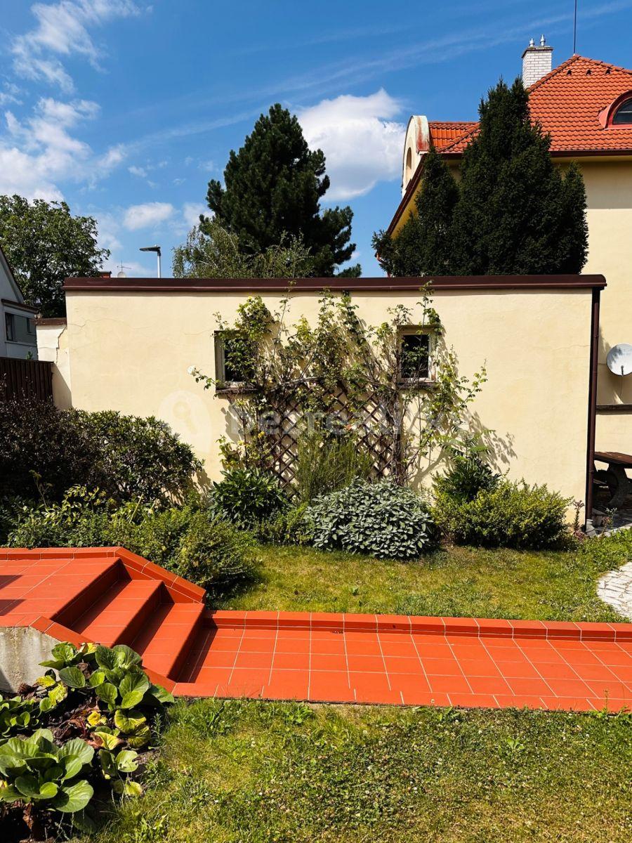 house to rent, 284 m², Na Sypčině, Prague, Prague