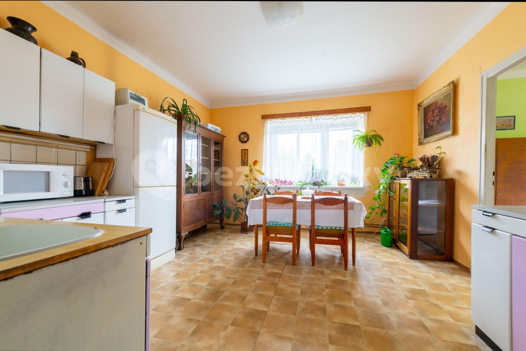 house for sale, 165 m², Zakouřilova, Prague, Prague