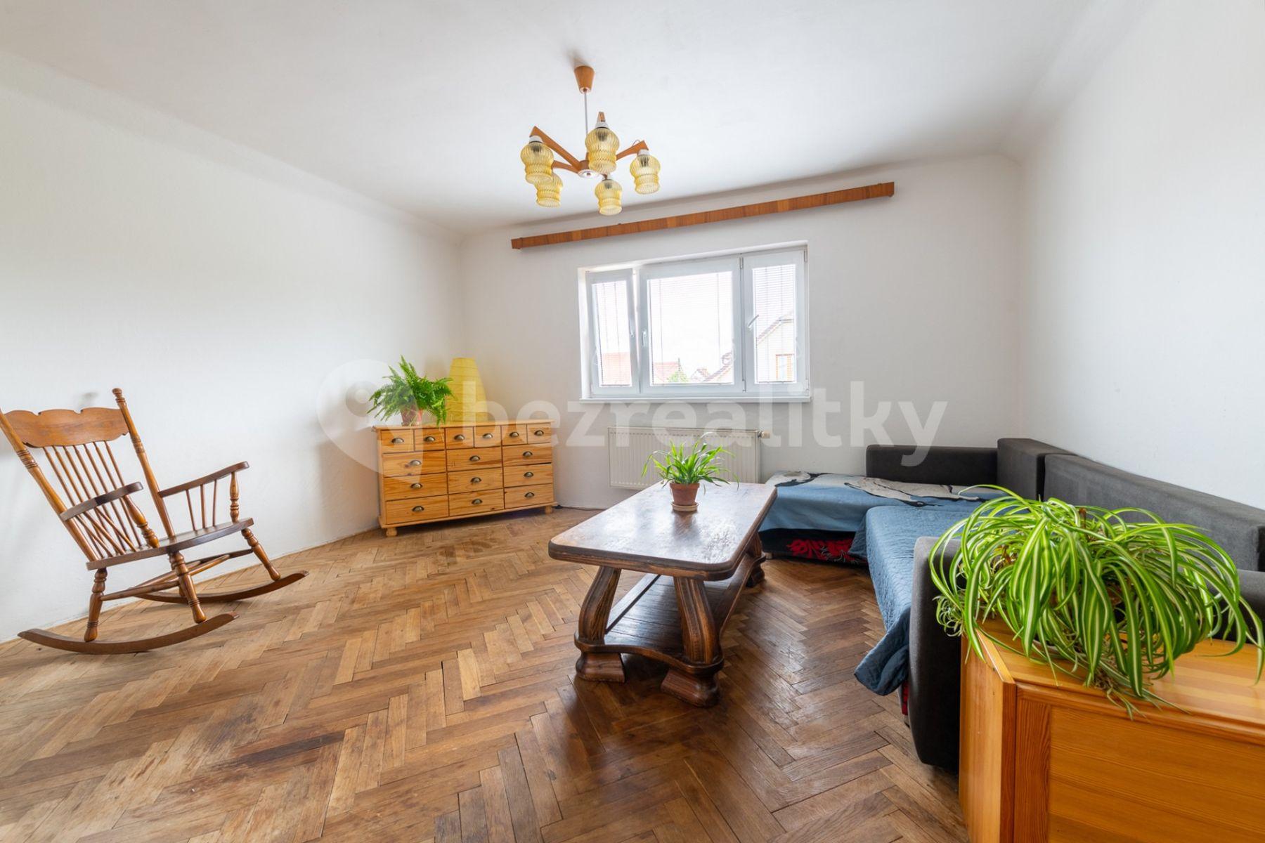 house for sale, 165 m², Zakouřilova, Prague, Prague