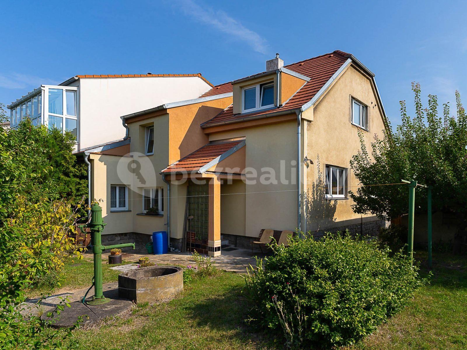 house for sale, 165 m², Zakouřilova, Prague, Prague