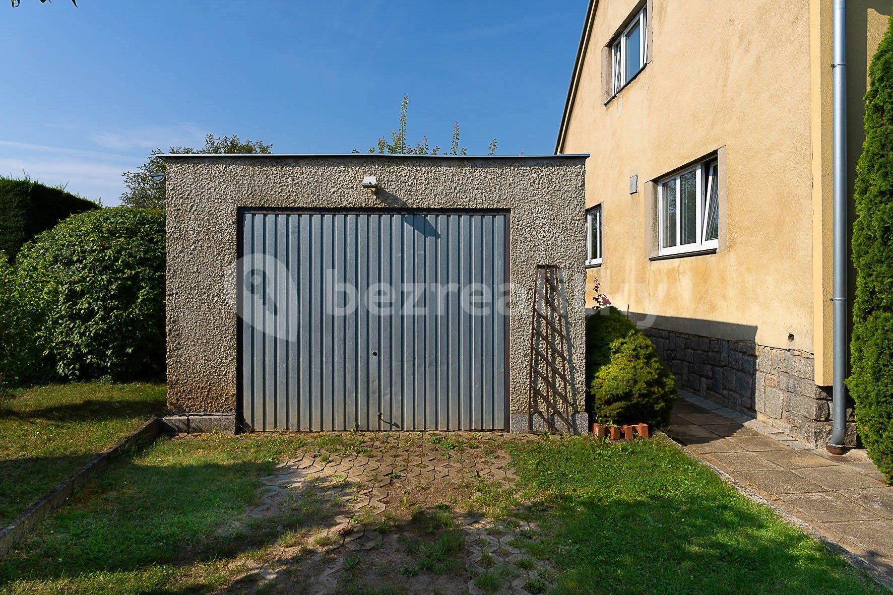 house for sale, 165 m², Zakouřilova, Prague, Prague