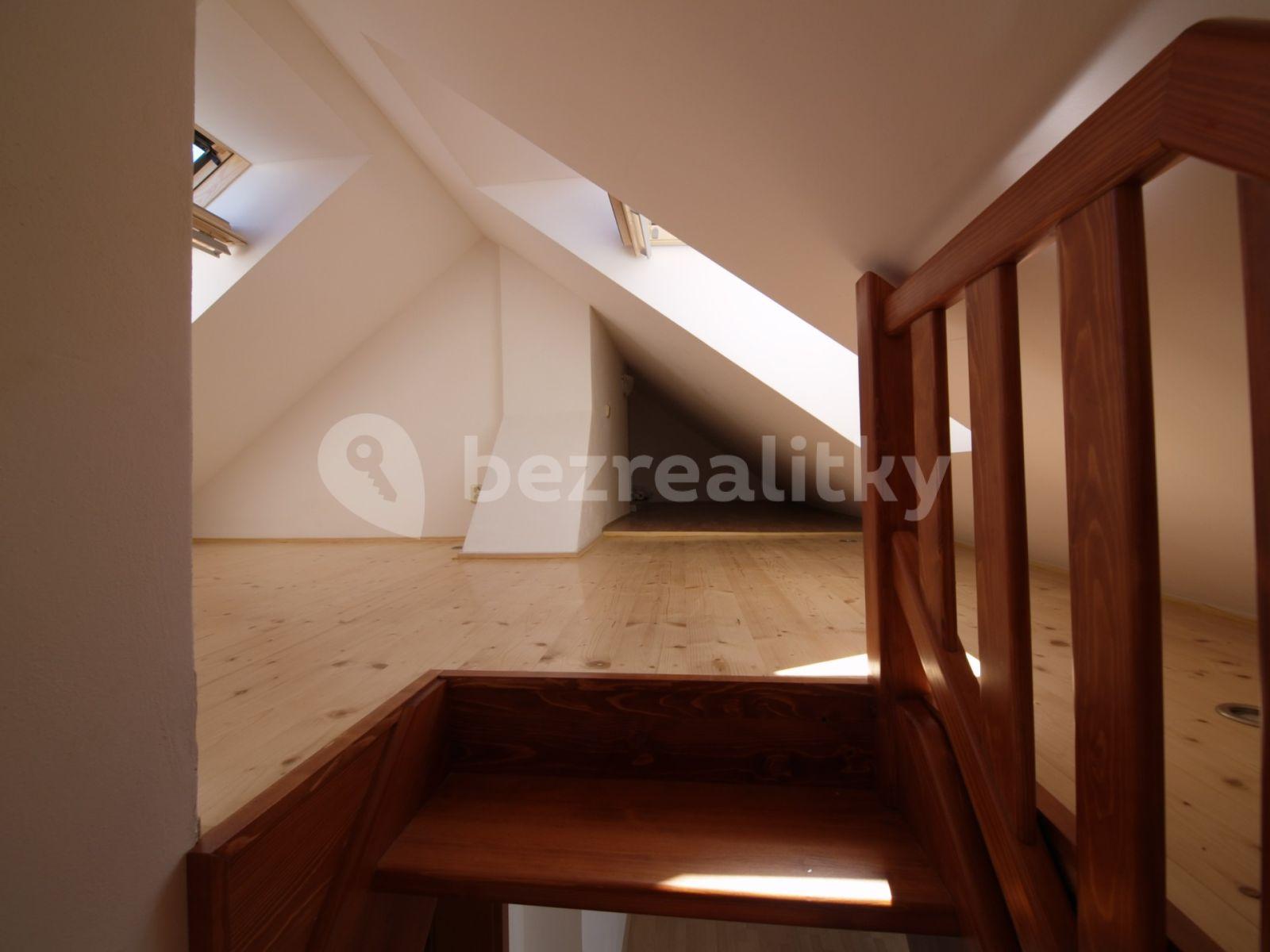 2 bedroom with open-plan kitchen flat to rent, 68 m², Liborova, Prague, Prague