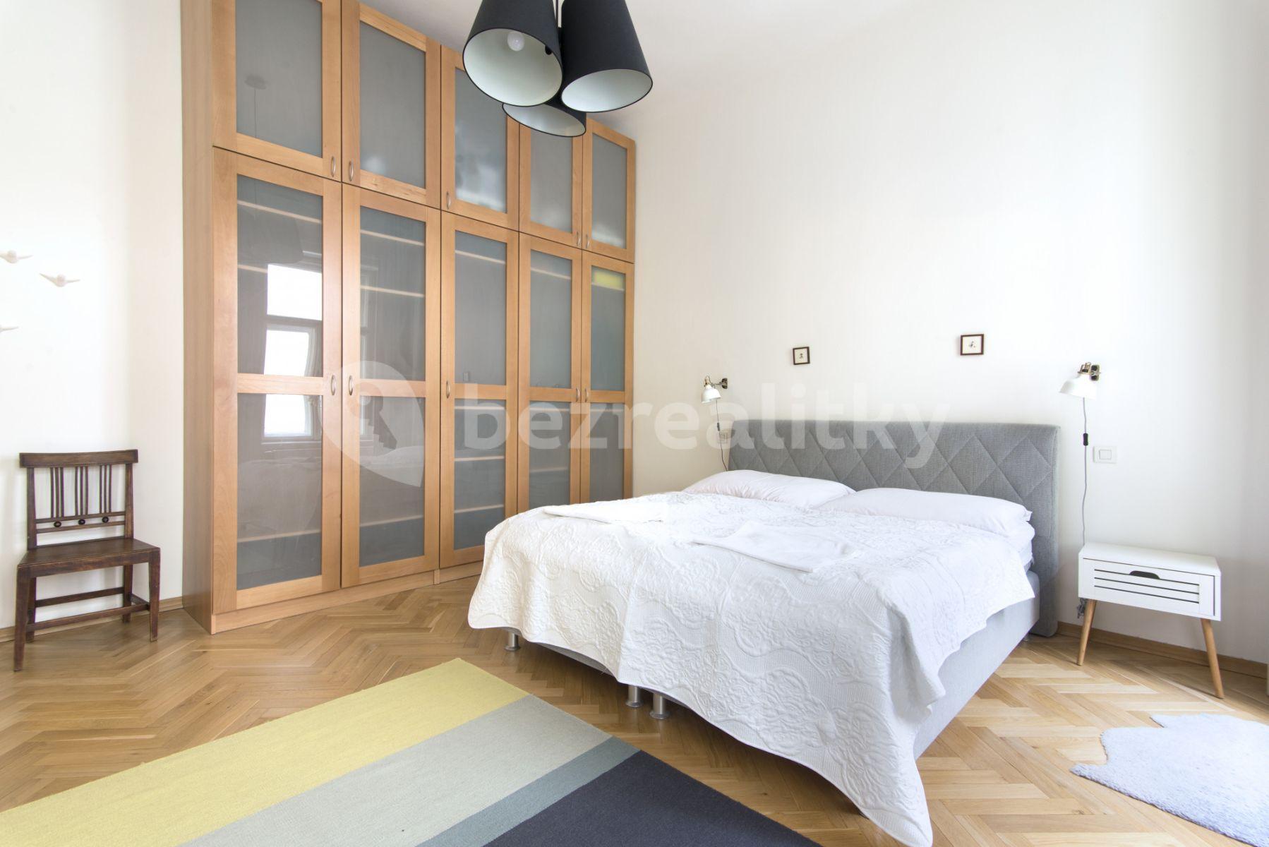 4 bedroom flat to rent, 136 m², Betlémská, Prague, Prague