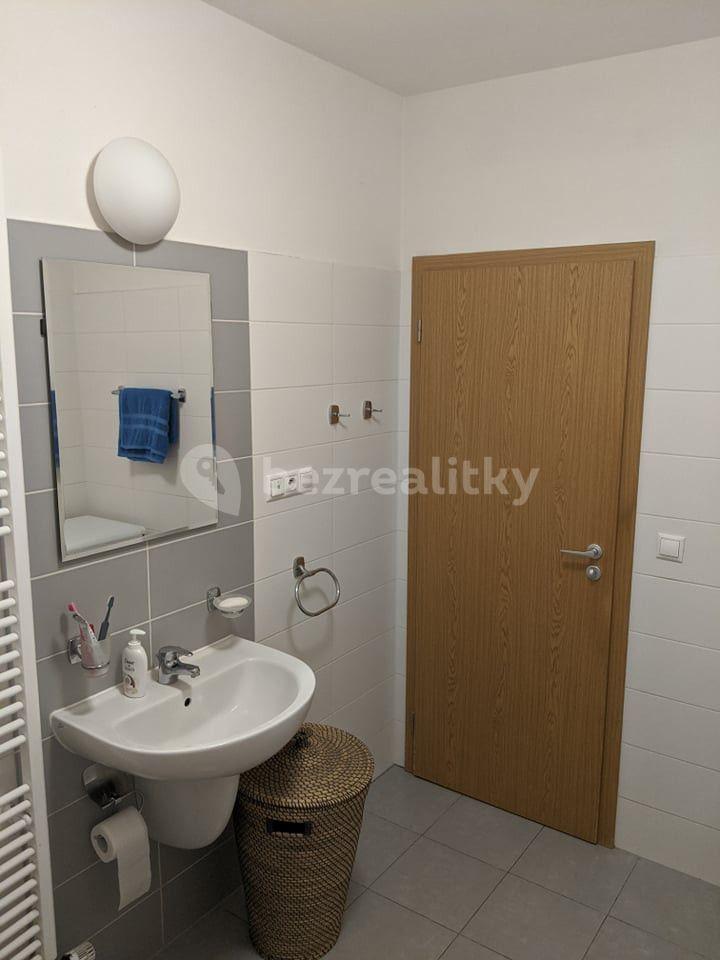 1 bedroom with open-plan kitchen flat to rent, 58 m², Klatovská, Brno, Jihomoravský Region