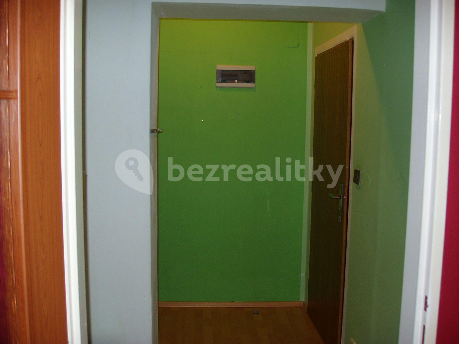 1 bedroom with open-plan kitchen flat to rent, 64 m², Zámostní, Ostrava, Moravskoslezský Region